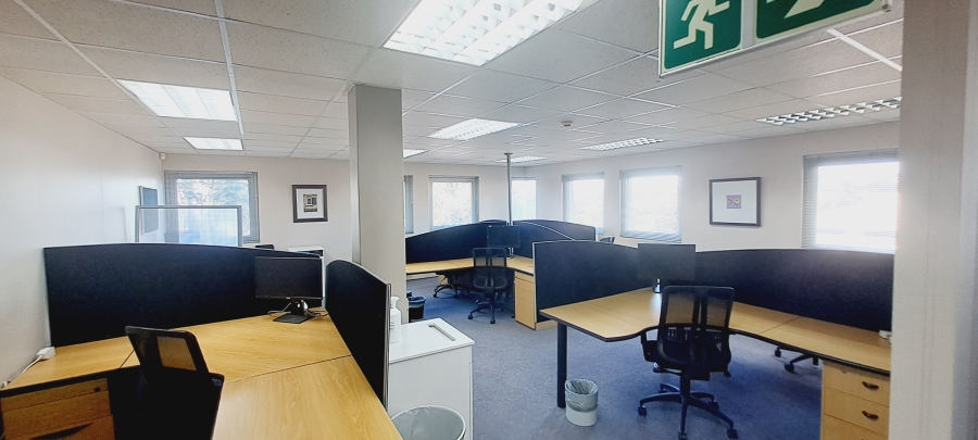 To Let commercial Property for Rent in Rosenpark Western Cape